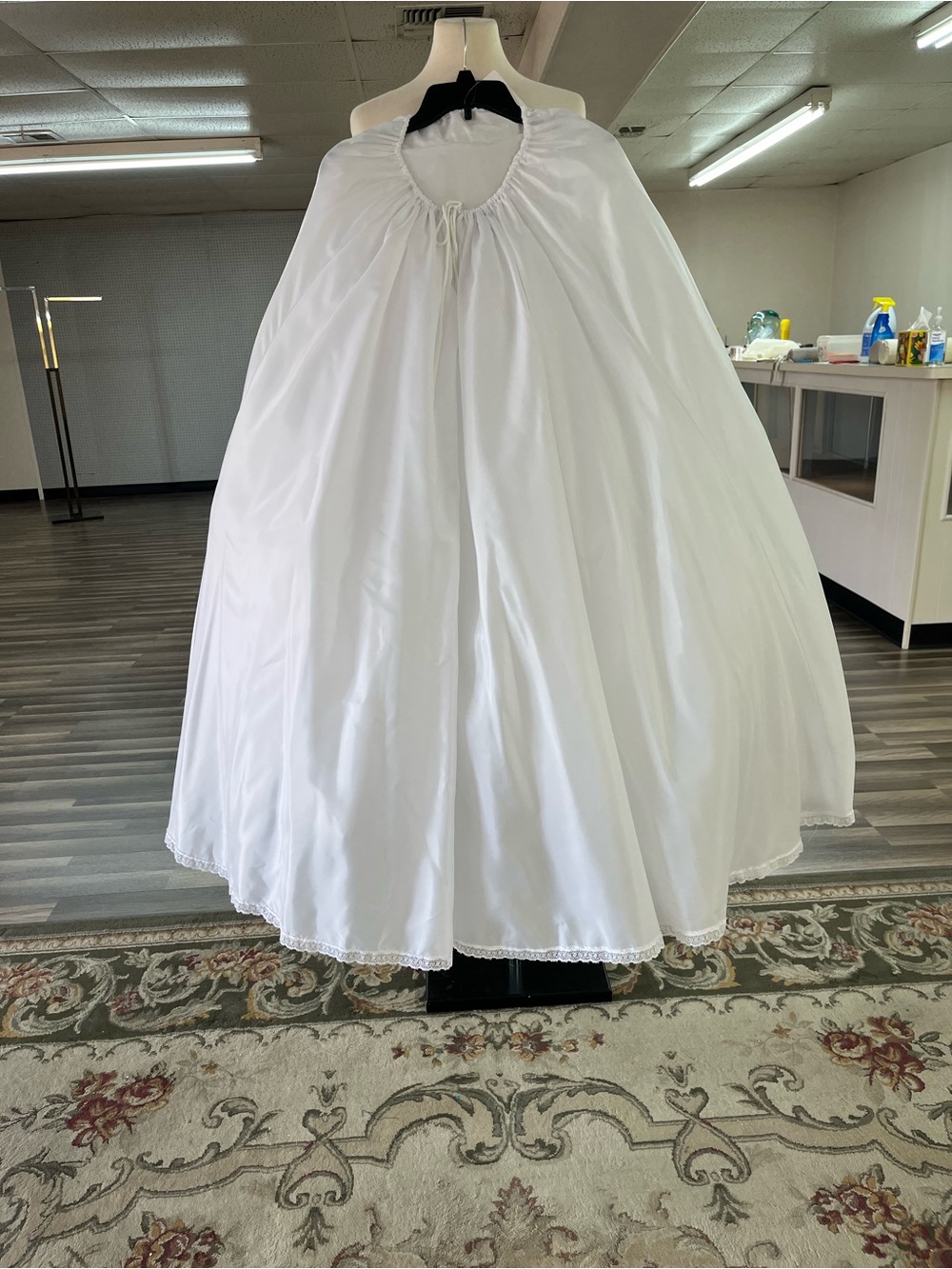 White Full Circle Women’s Drawstring Petticoat.